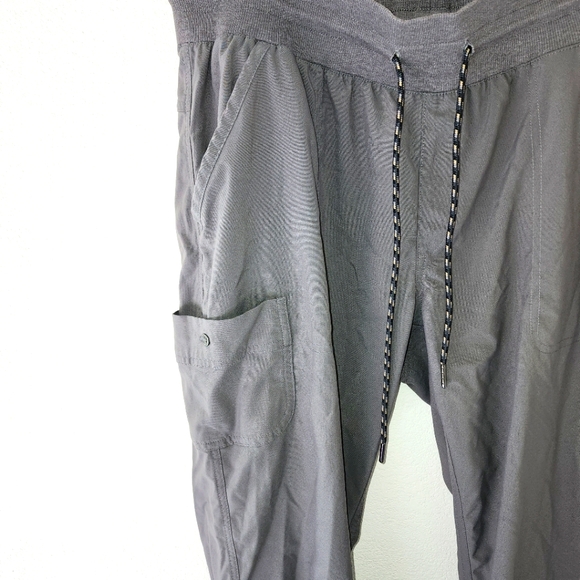 Columbia Womens Pull on Drawstring Gray Capri Hiking Pants Size XL - Picture 3 of 6